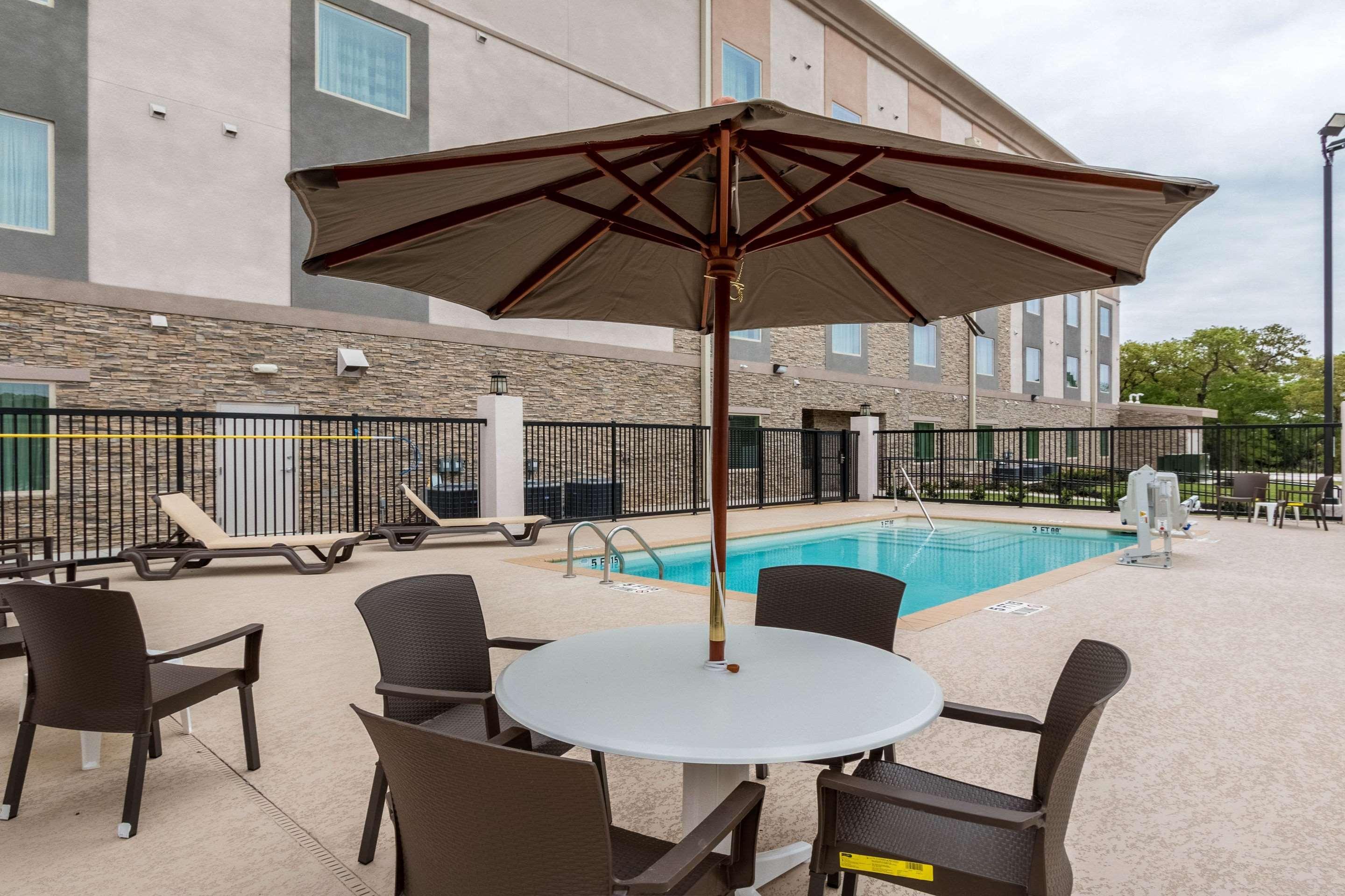 Sleep Inn & Suites College Station Ngoại thất bức ảnh